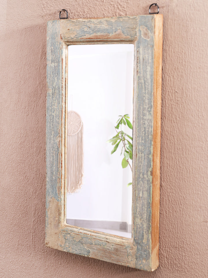 Distressed Rectangle Mirror (Small)