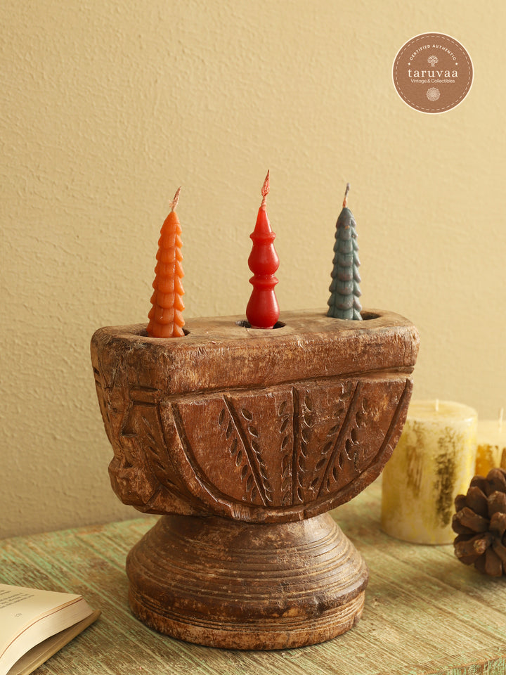 Beejpatra Candle Stand