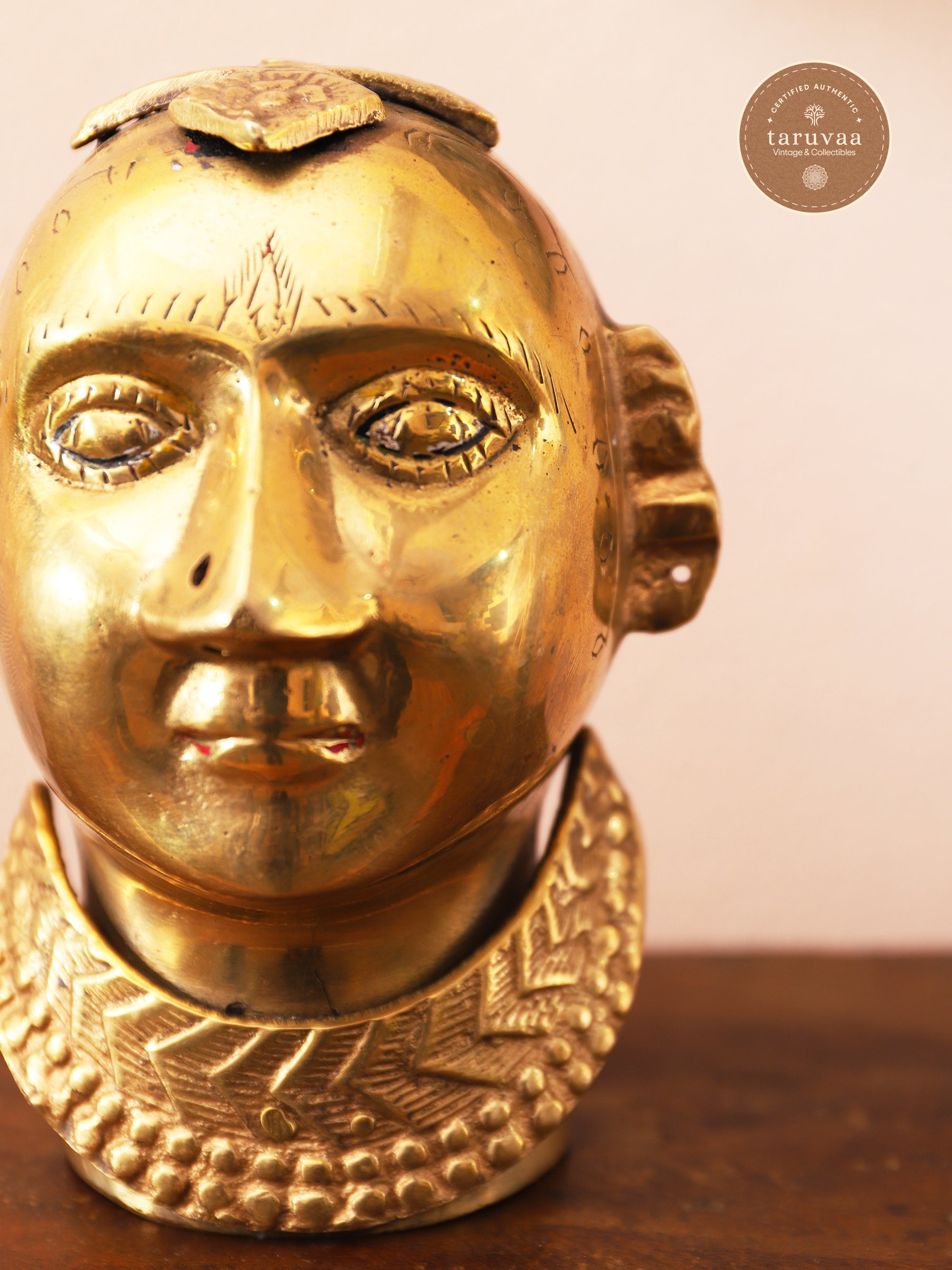 Suvarna Lakshmi Shira