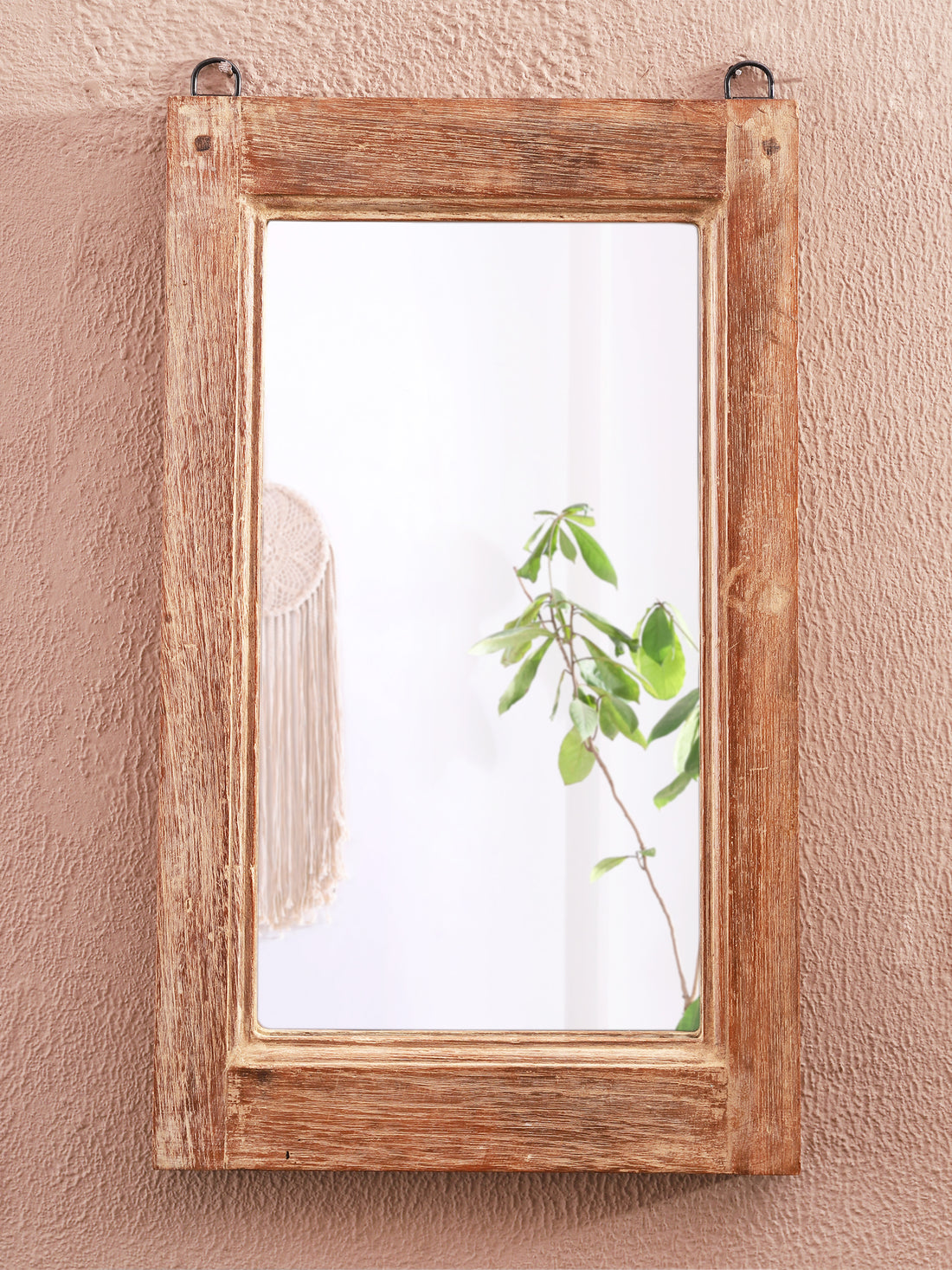 Katha Mirror