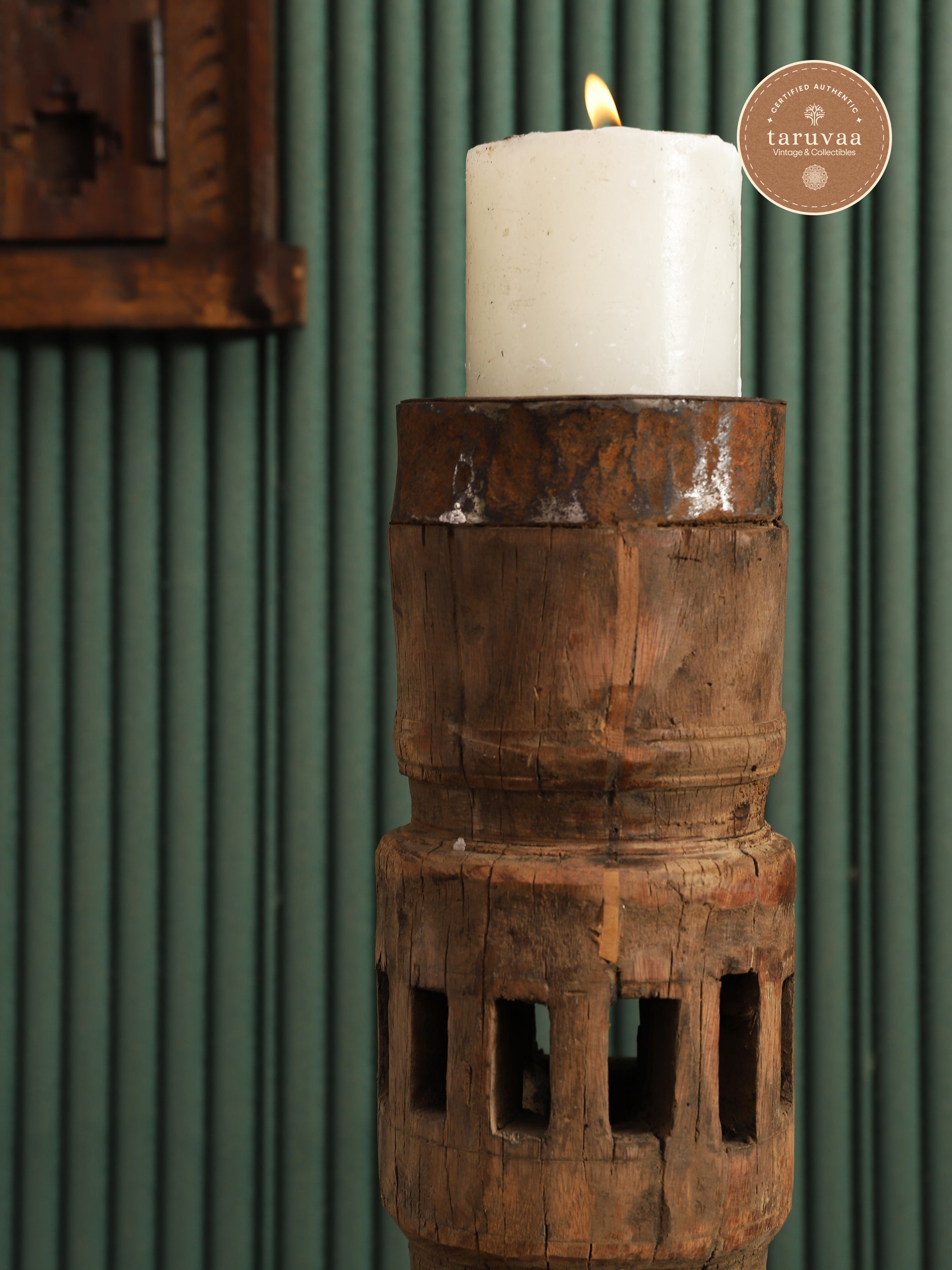 Wagon Wheel Candle Stand