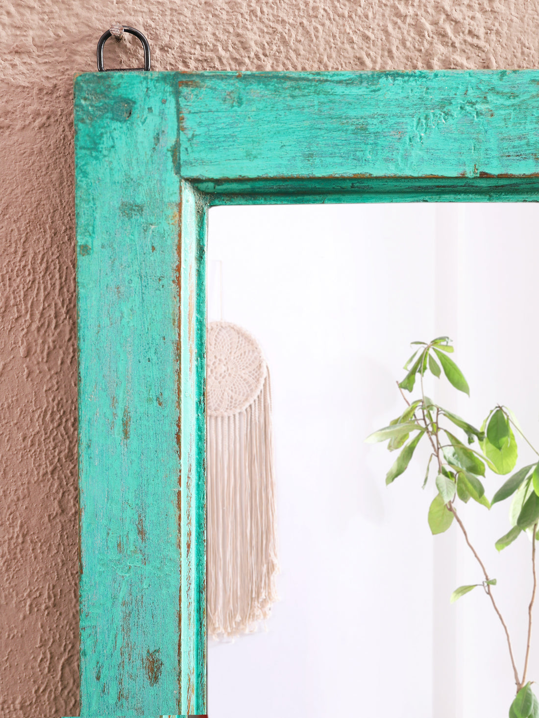 Katha Mirror