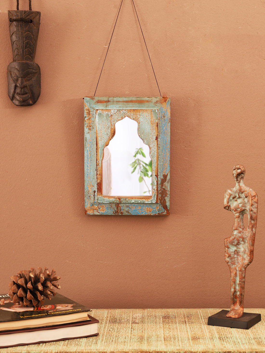Itihasa Mirror