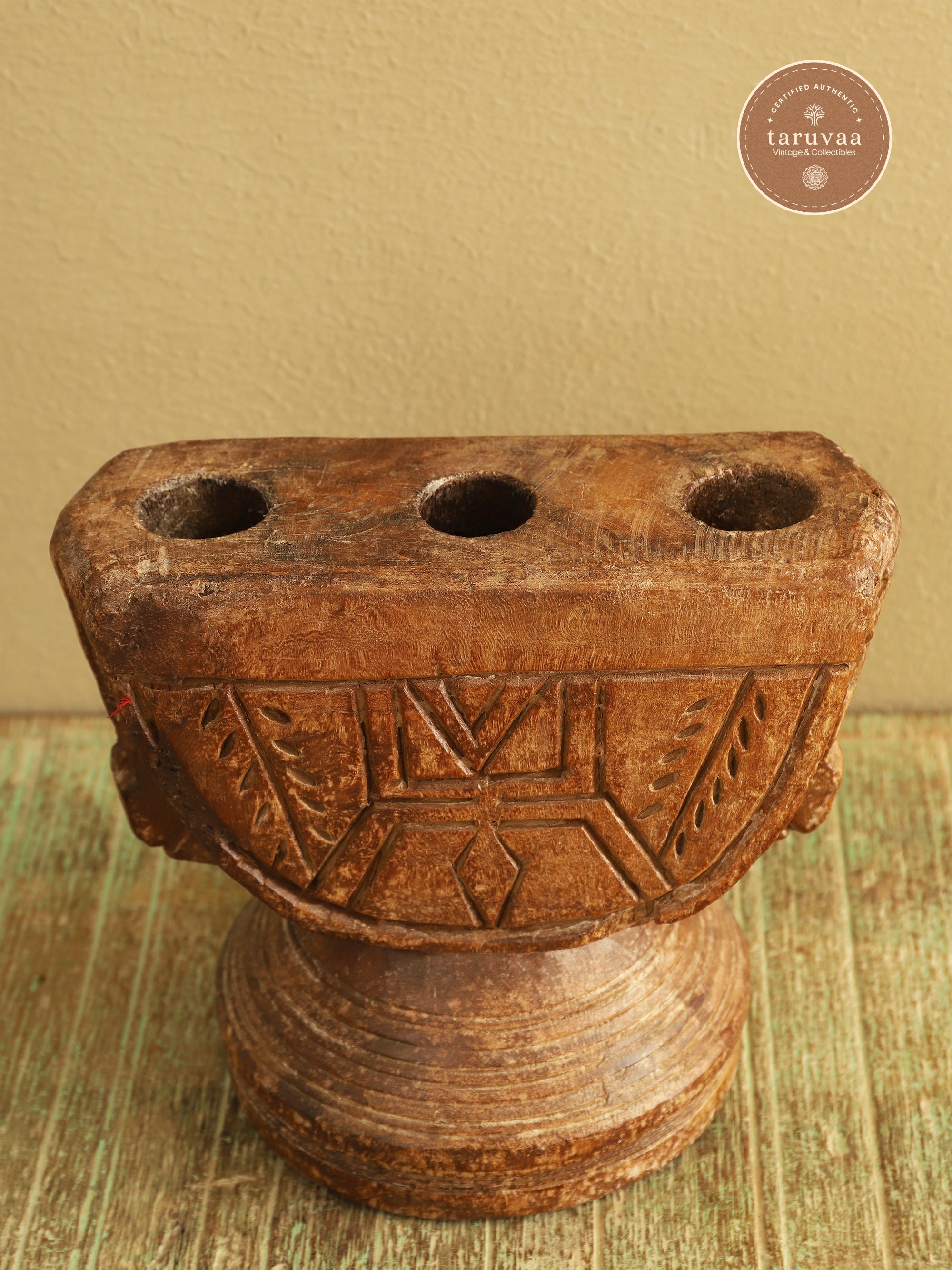 Beejpatra Candle Stand