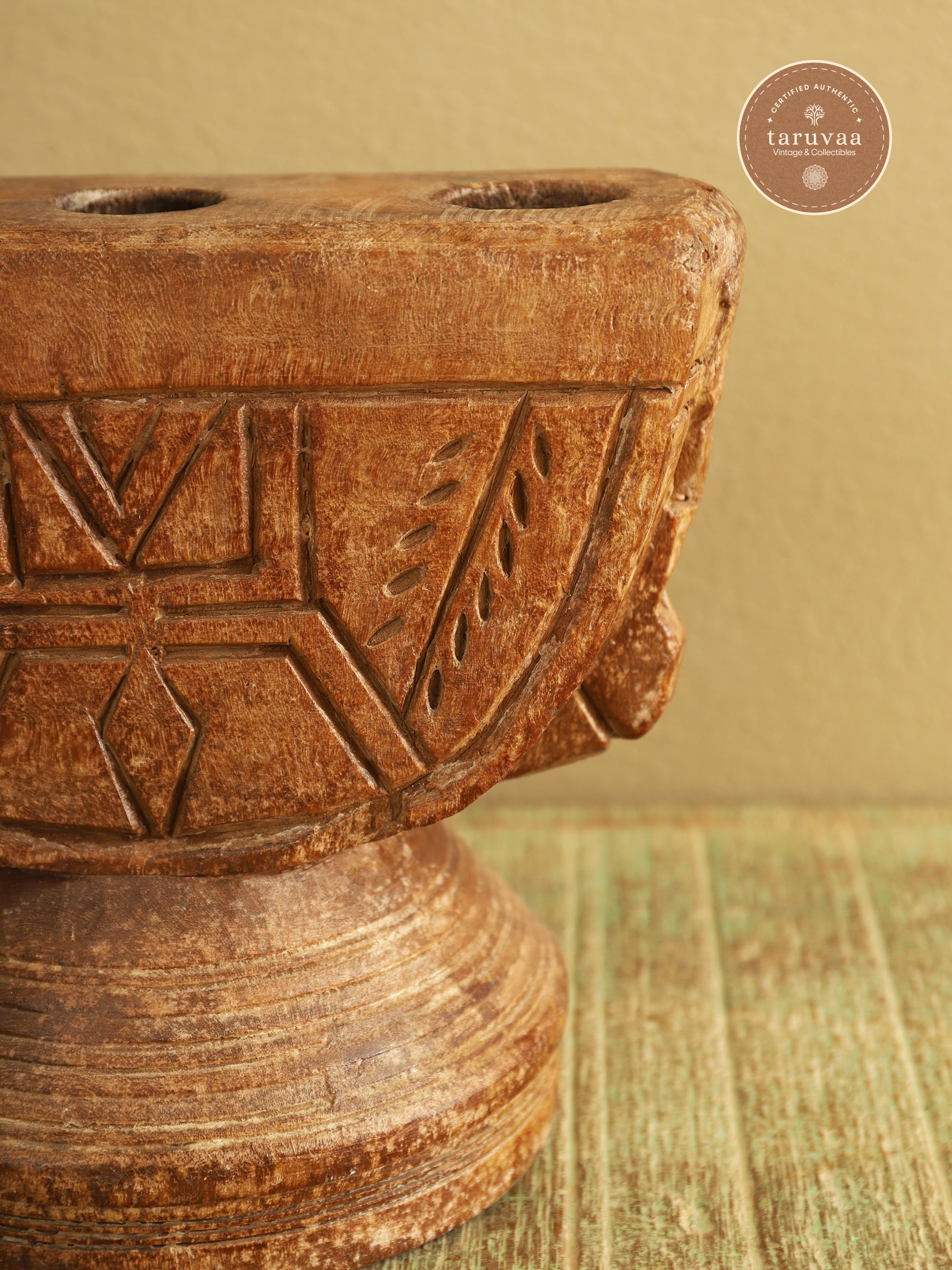 Beejpatra Candle Stand