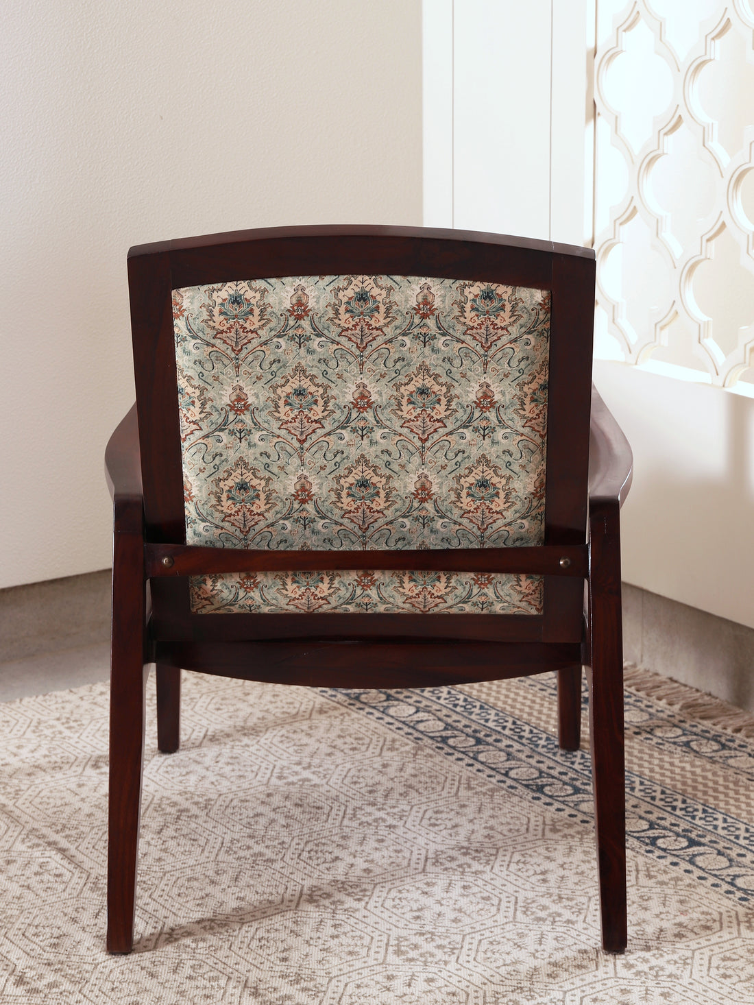 Viraam Chair