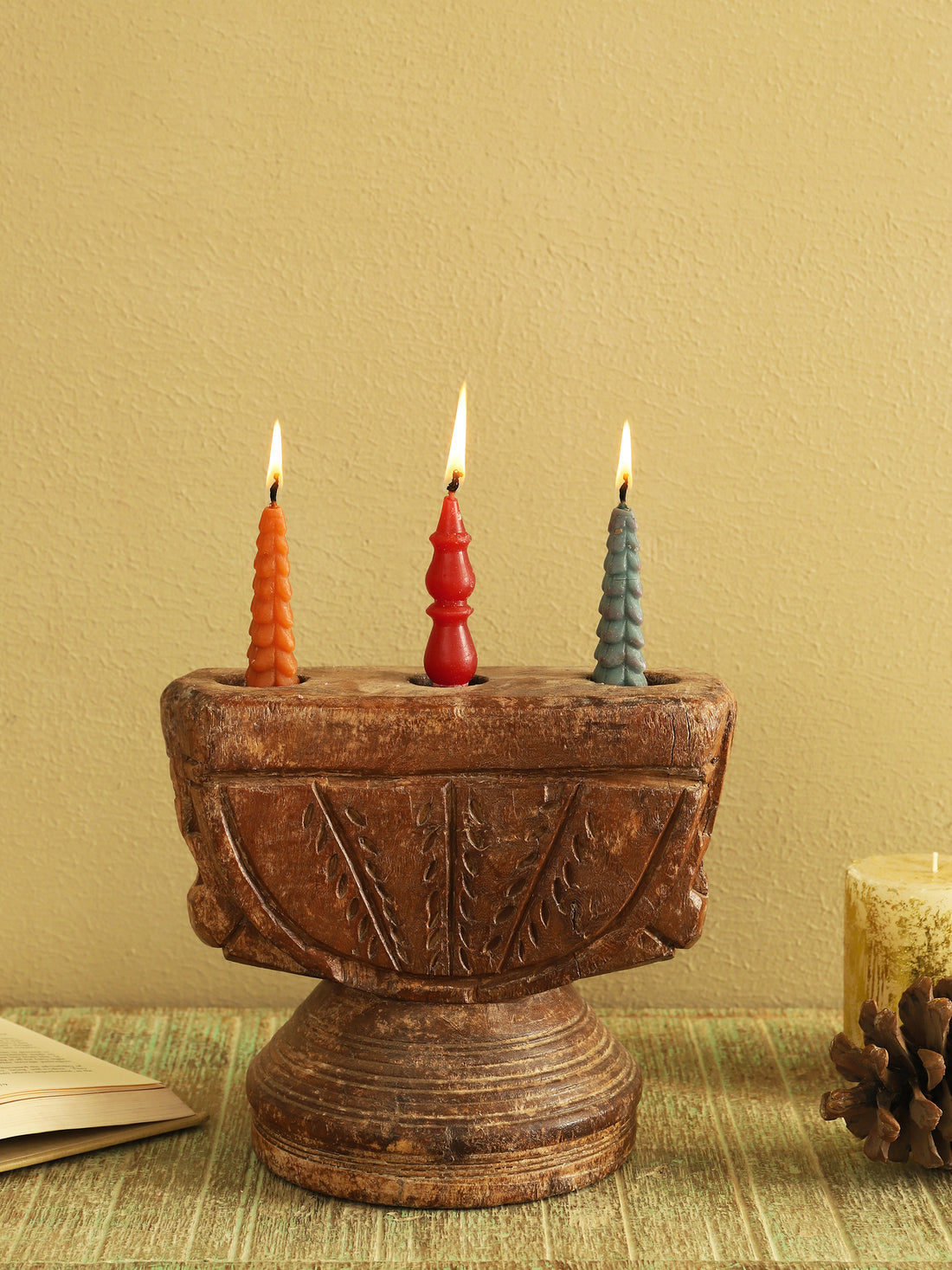Beejpatra Candle Stand