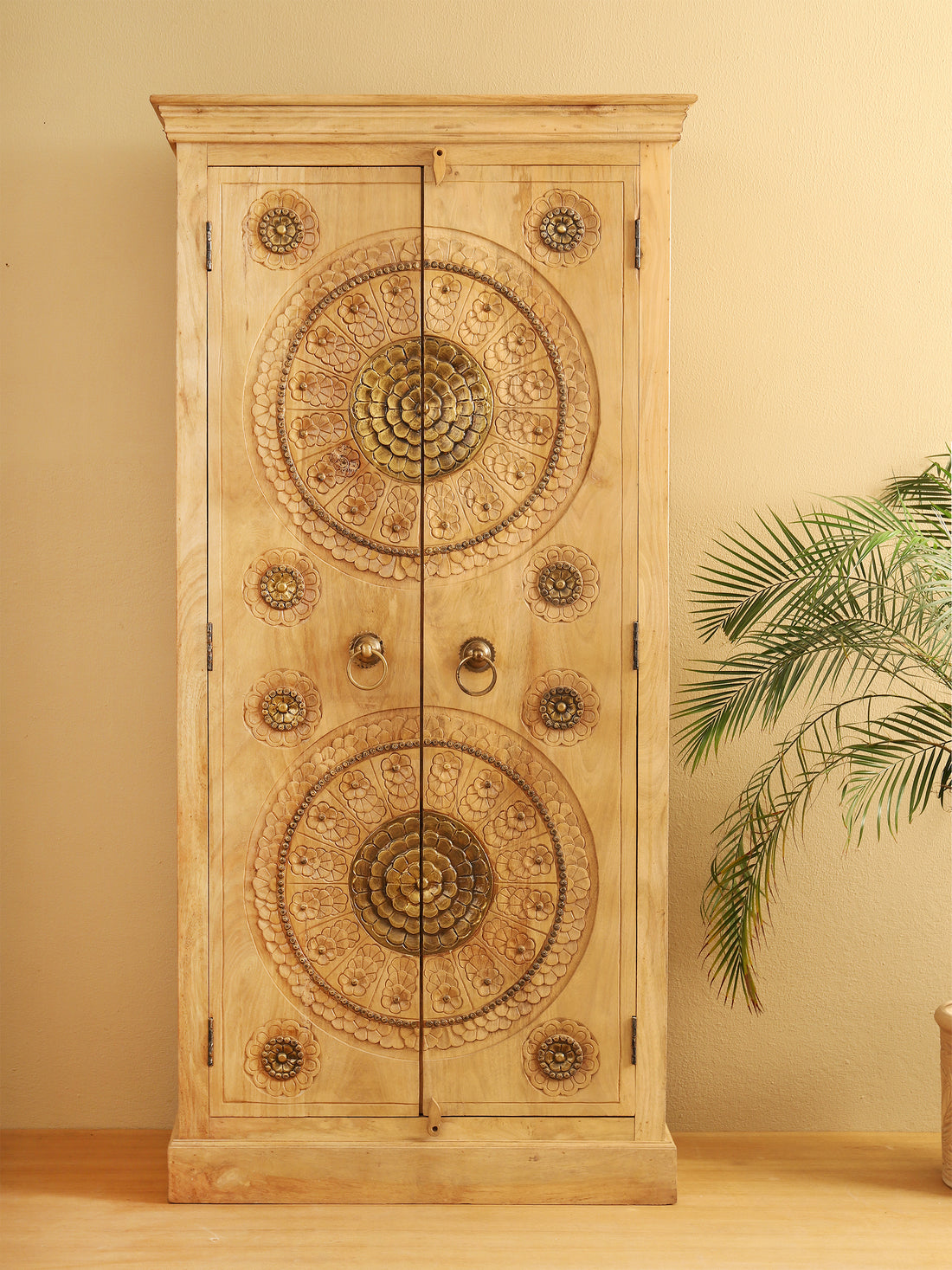 Viraasat Armoire
