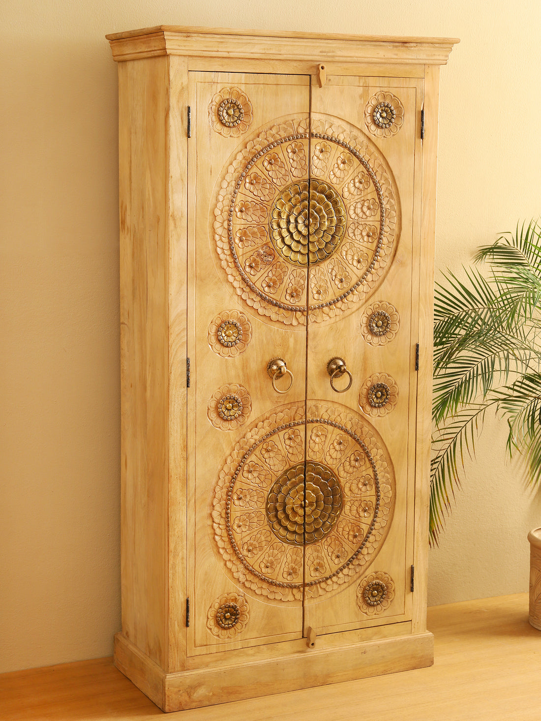 Viraasat Armoire