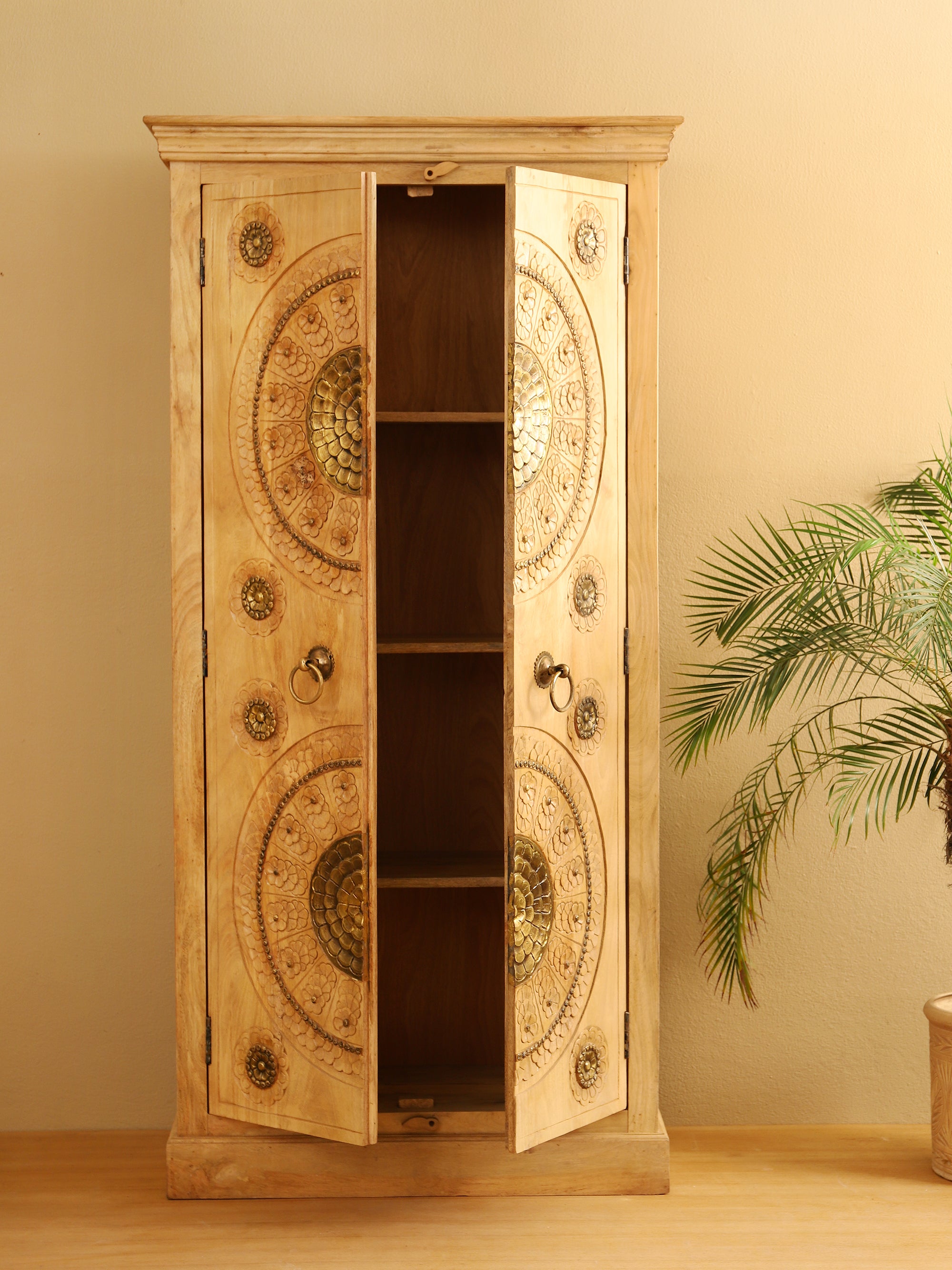 Viraasat Armoire
