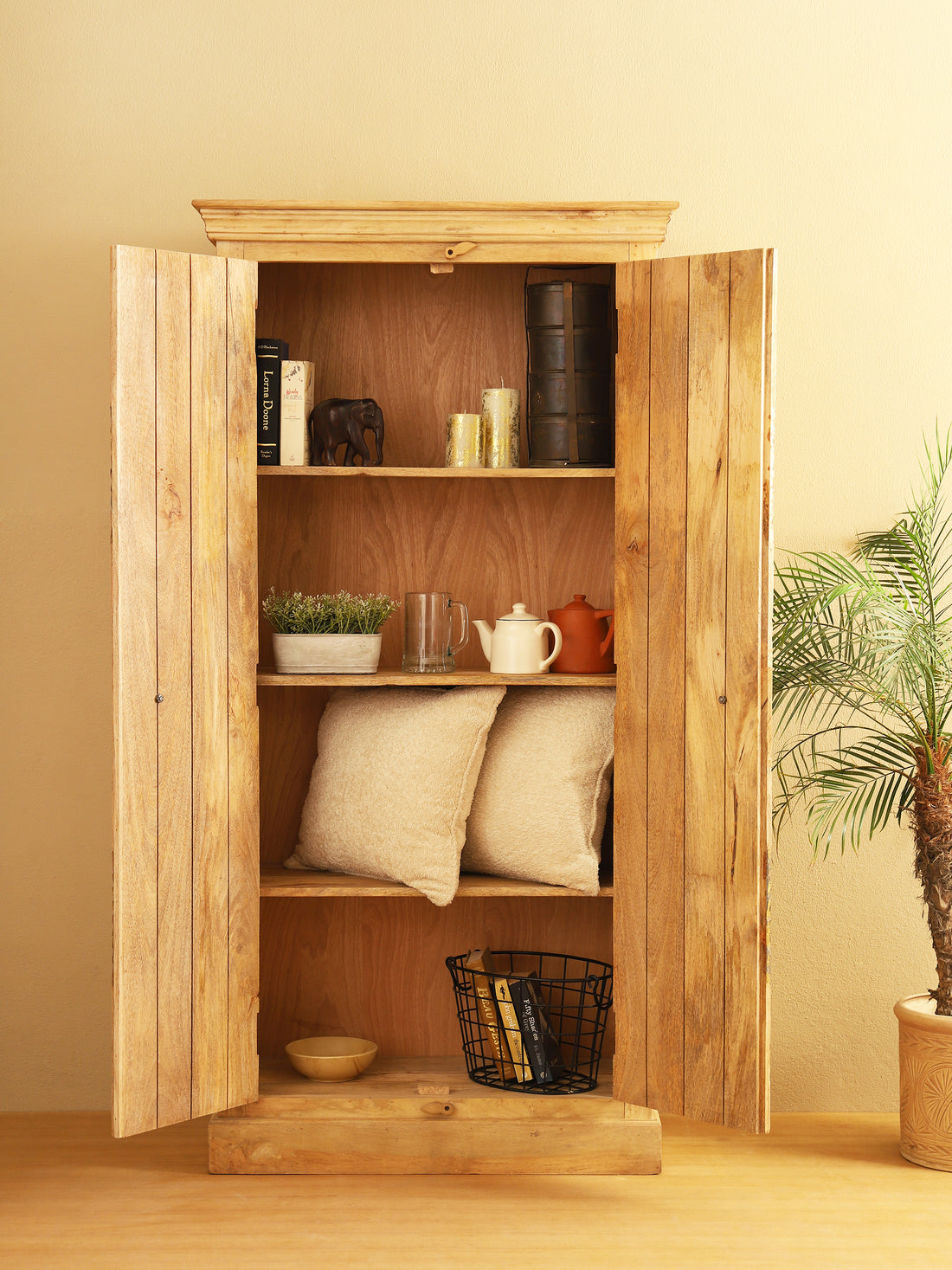 Viraasat Armoire