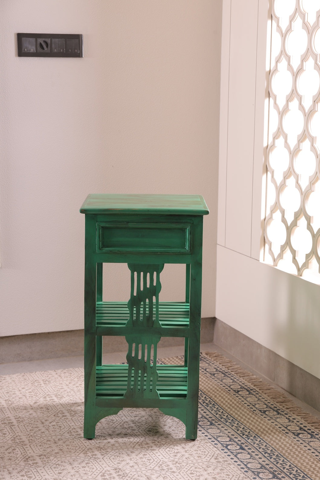 Nivasa Side Table
