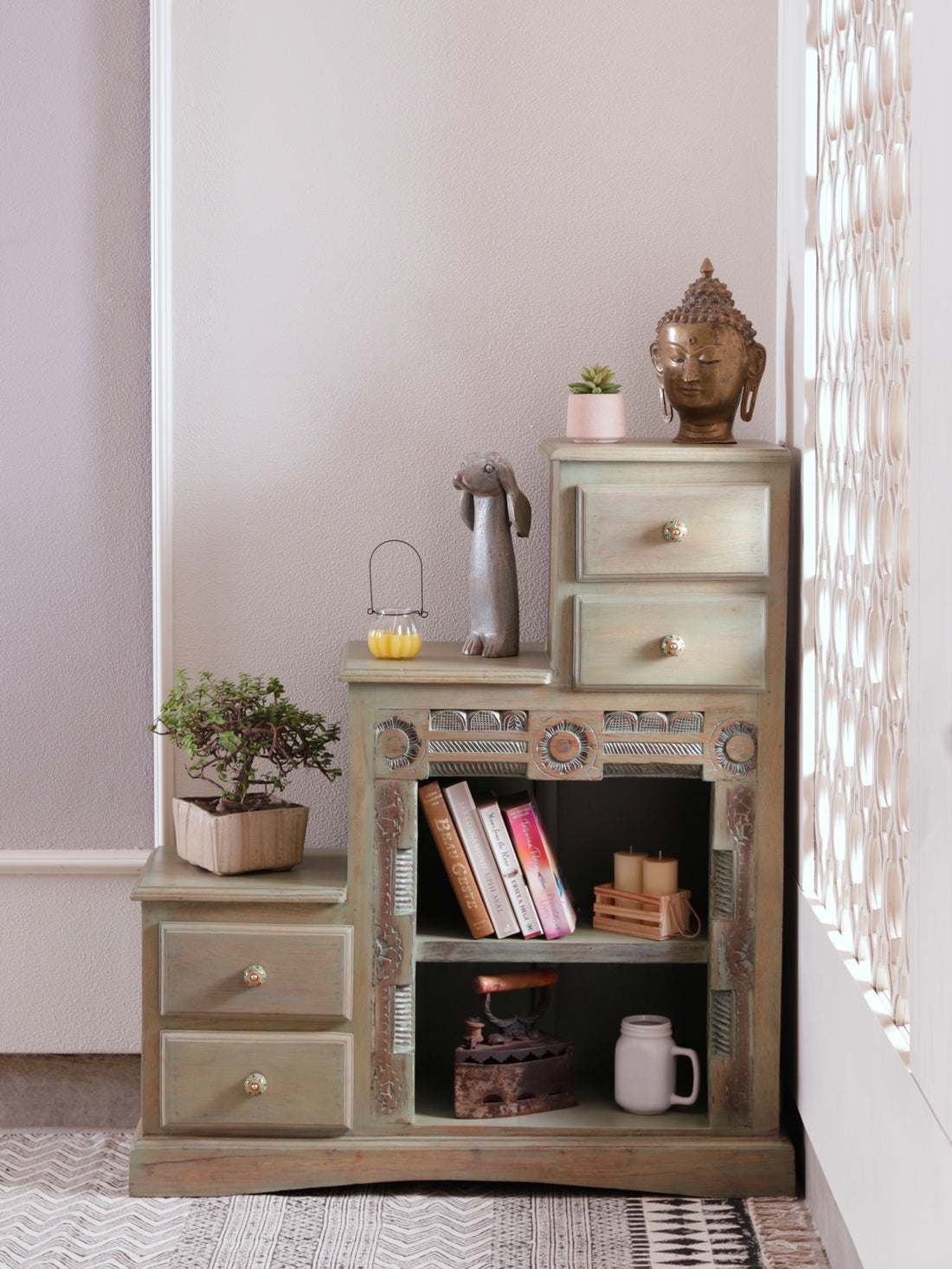 Triveni Console