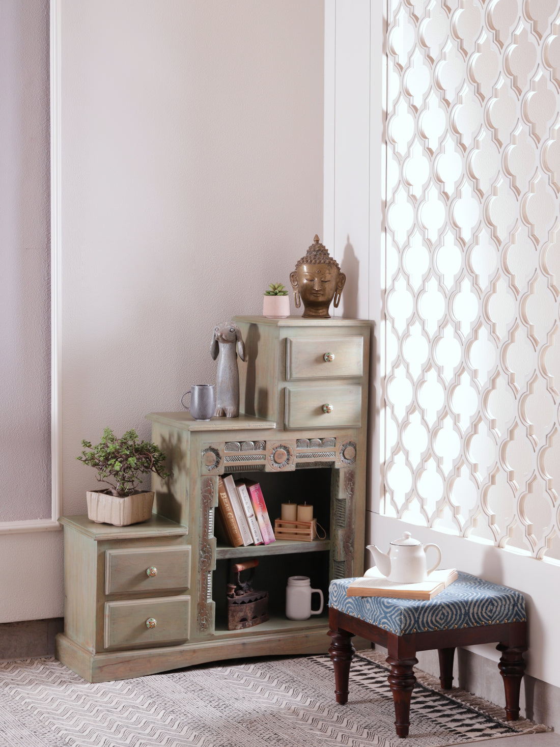 Triveni Console
