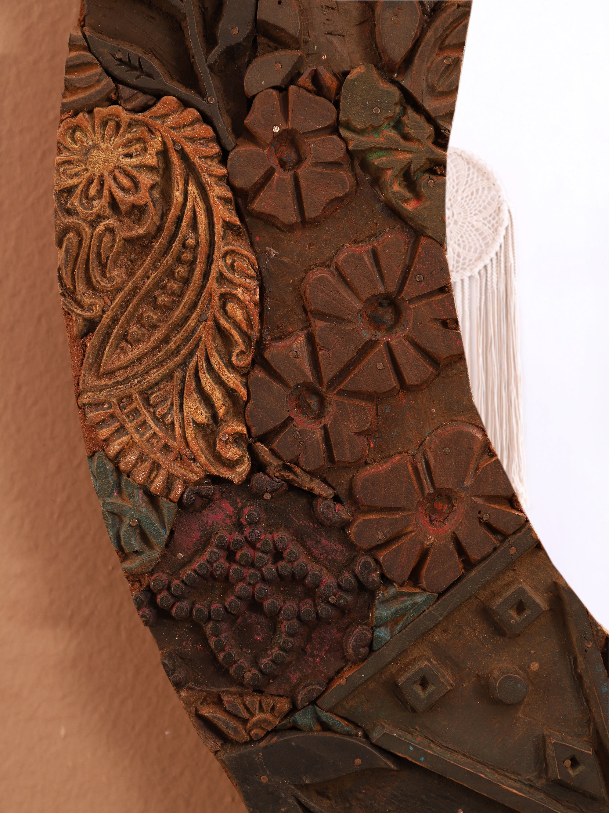 Mudrika Mirror (Round)