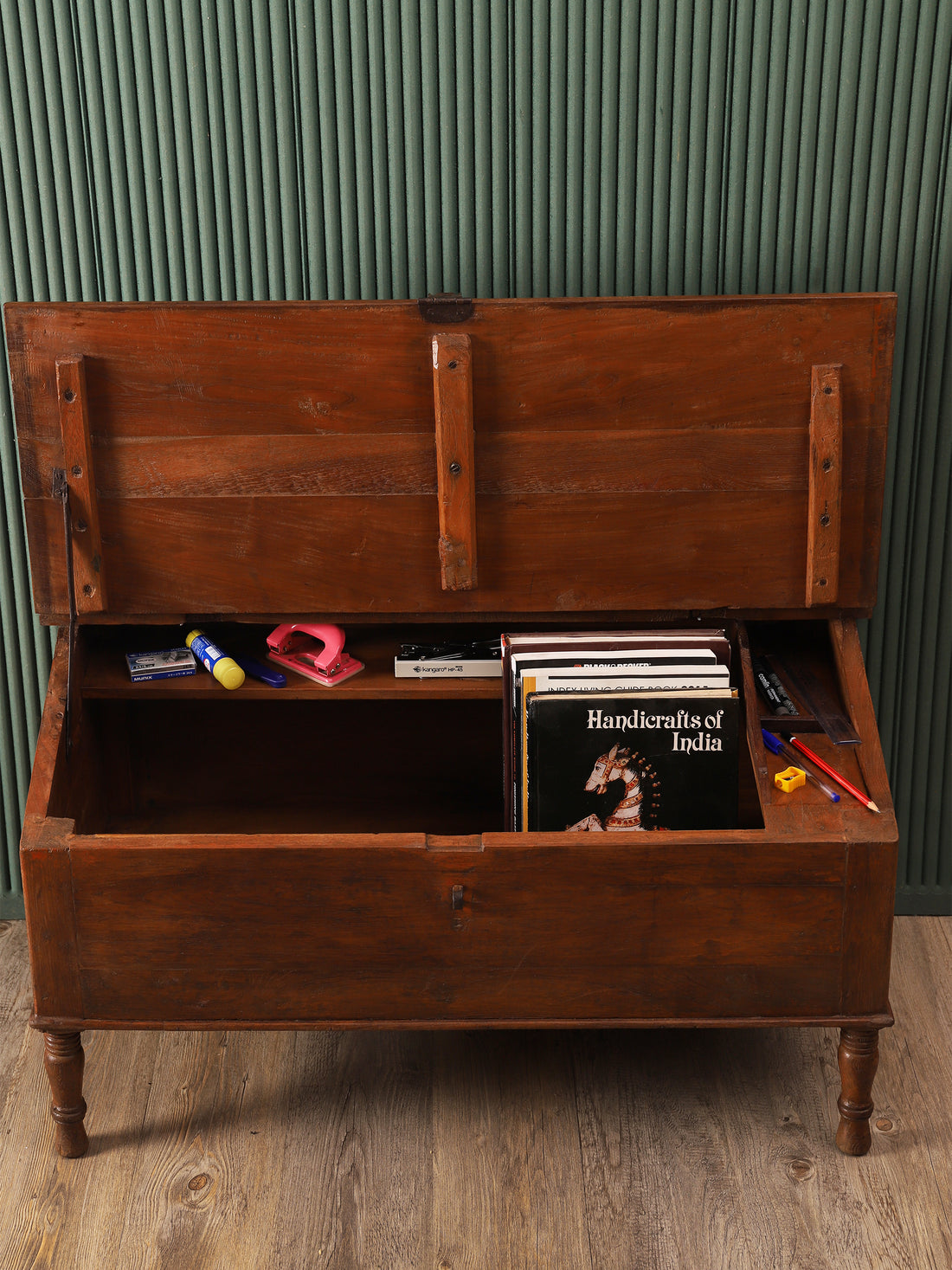 Munim Writing Table