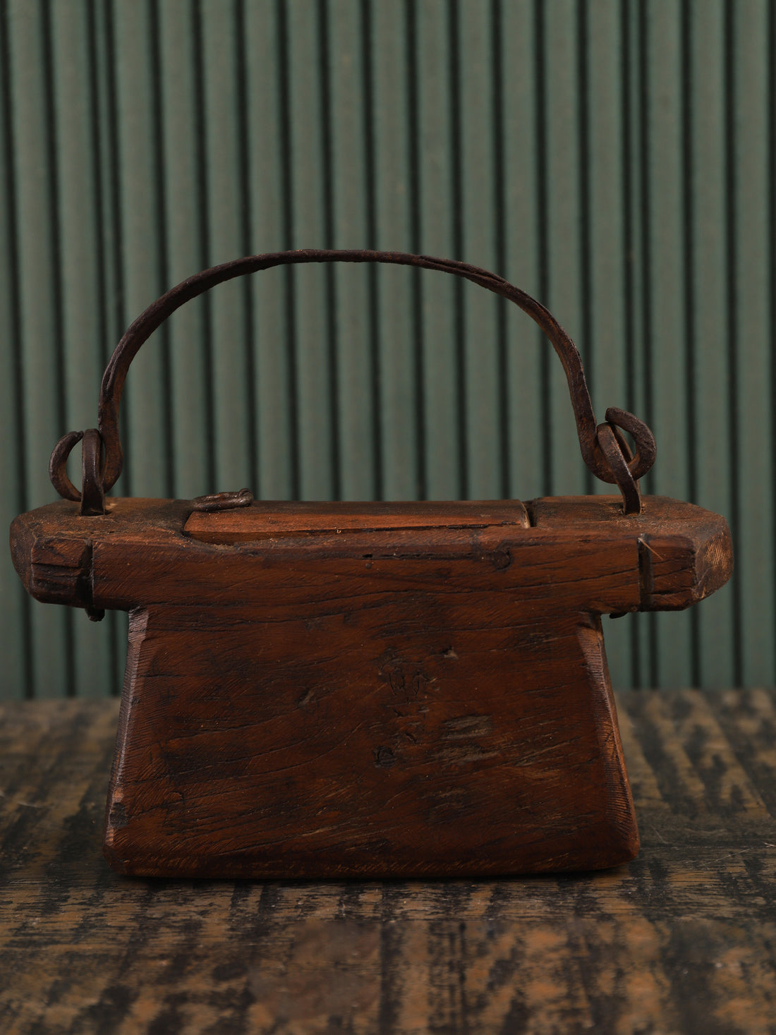 Wooden Oil Container (Medium)